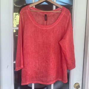 Oizini Italy Scoop Neck Linen Top. Size Large.
